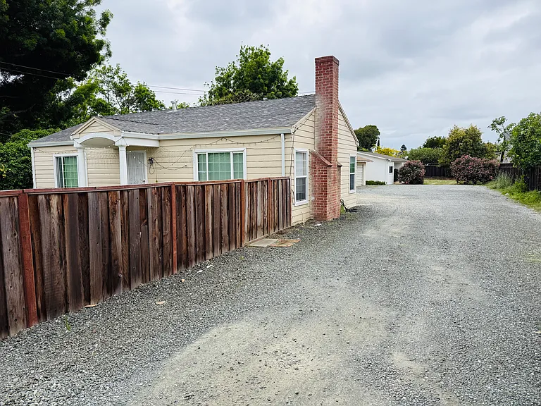 3425 Decoto Rd #2 — Photo 10