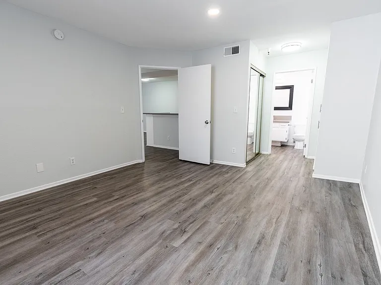 4378 Sepulveda Blvd — Photo 41