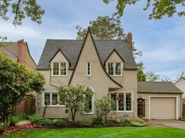 733 SE Peacock Ln, Portland, OR 97214