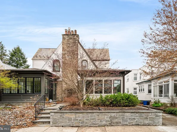 3309 W Penn St, Philadelphia, PA 19129