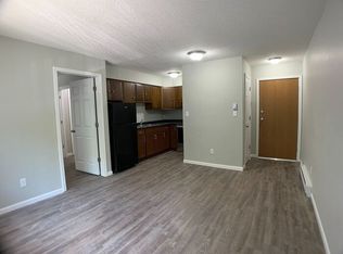 510 S 3rd St #I, Niles, MI 49120