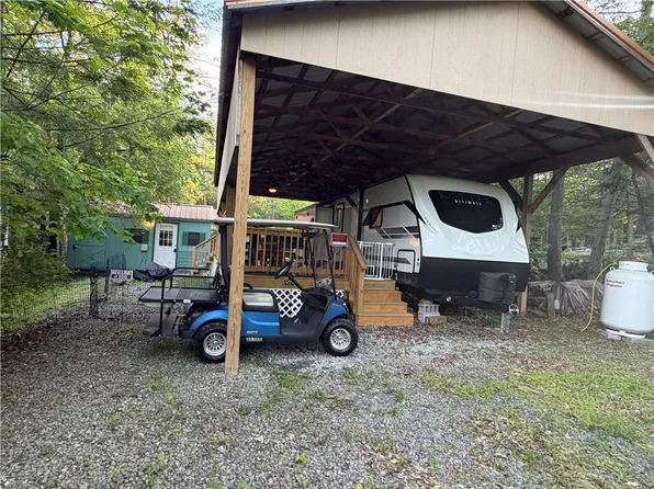 127 Brookeside Cir, Flinton, PA 16640