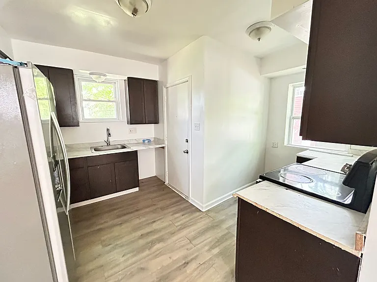 13629 Cranwood Park Blvd — Photo 6
