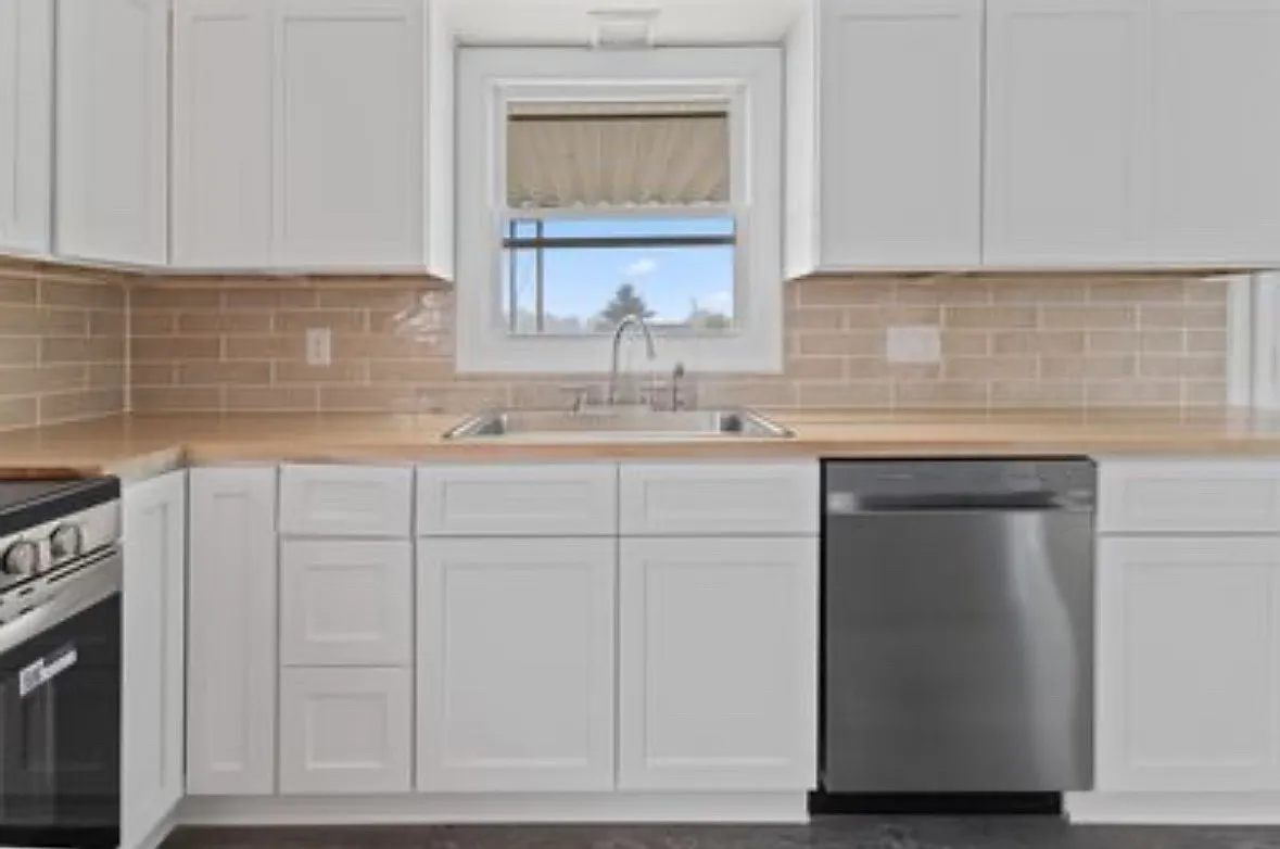 3 bed, 1508 sqft, $2,000 — Photo 4