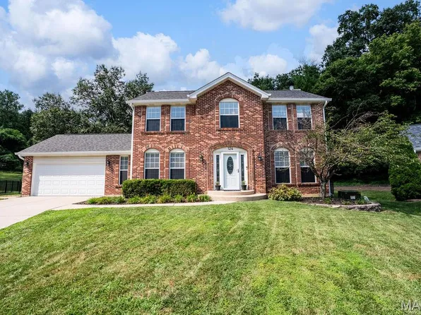 124 Barsack Ct, Saint Charles, MO 63304