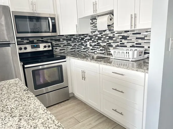 107 Kent St, West Palm Beach, FL 33417