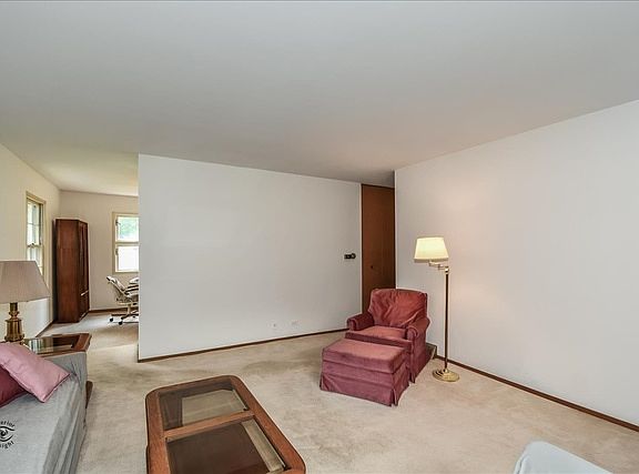 5th image of 2959 Westridge Dr
