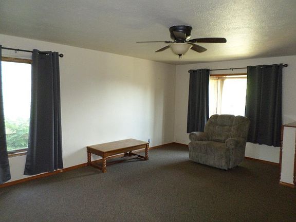3rd image of 310 W Nott St