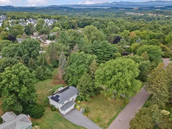 316 Collamer Circle, Shelburne, VT 05482