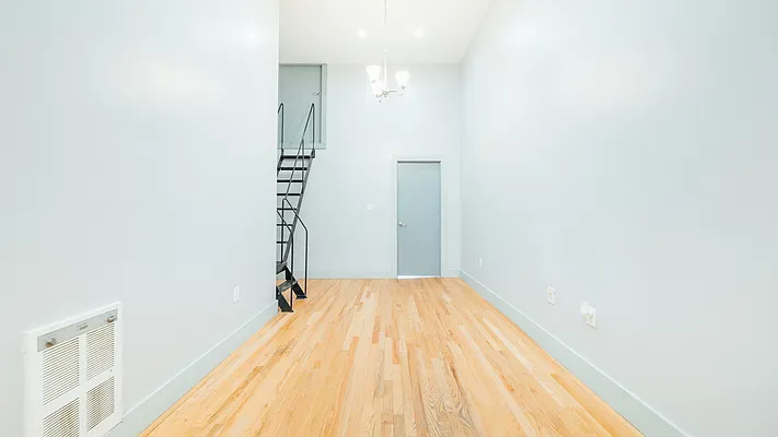 Rented by Nooklyn NYC LLC | media 2