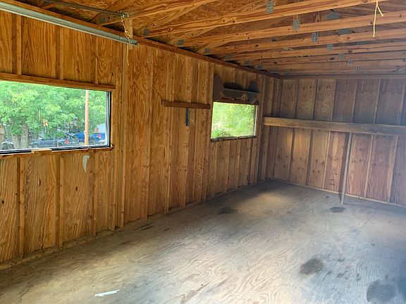 5th image of 206 Big Valley Dr