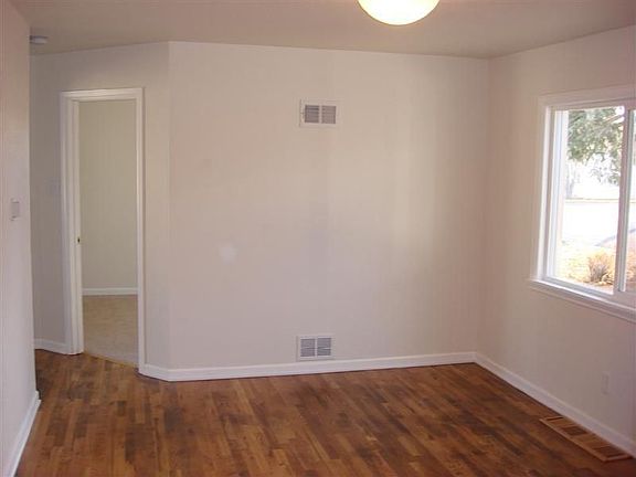 Living Room/Hall