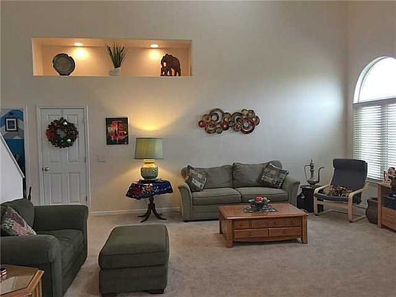 2nd image of 1526 Gleneagles Dr