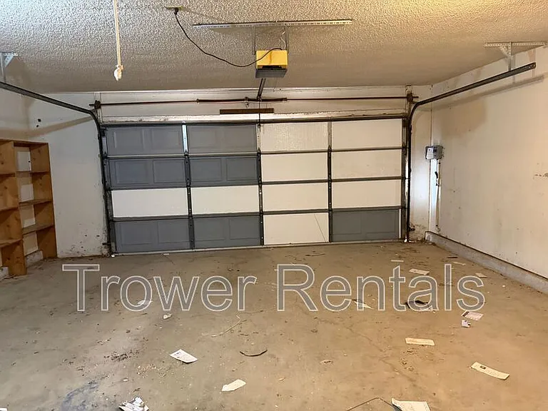 9016 W Valley Meadow Ln — Photo 9