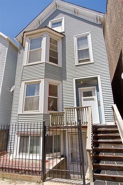 1st image of 1220 W Diversey Pkwy #1