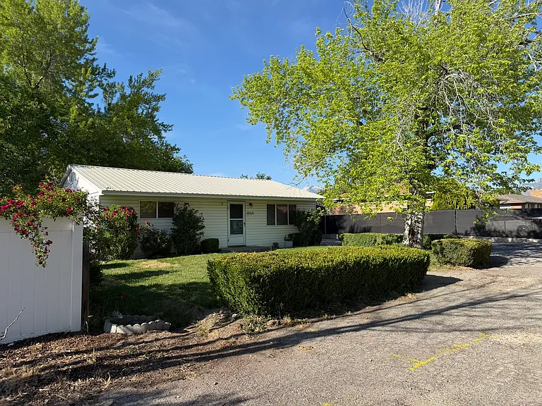1054 N 500 W — Photo 29