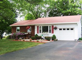 86 Forts Ferry Rd, Latham, NY 12110