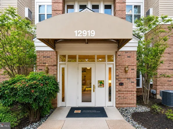 12919 Alton Sq APT 101, Herndon, VA 20170