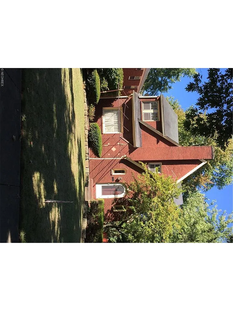 4222 Chester Dr photo 1