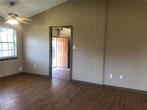 4th image of 3650 Duke Ln