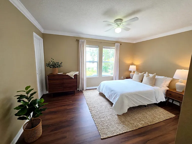 2472 Brownwood Dr — Photo 12