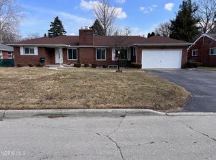 2904 Isha Laye Dr, Toledo, OH 43606