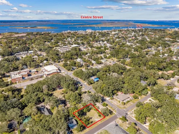 507 S 12th St, Fernandina Beach, FL 32034