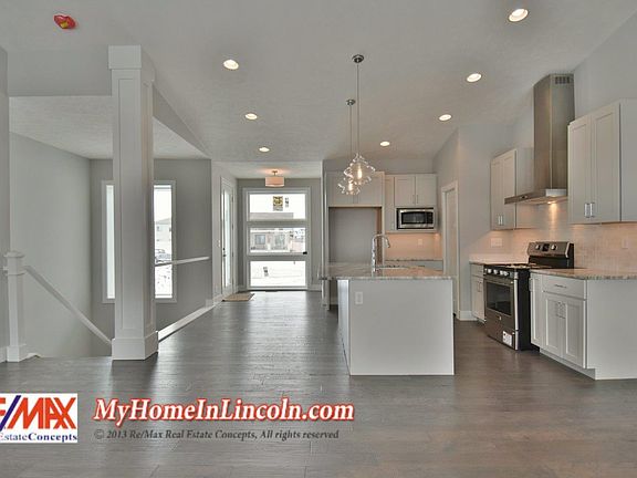 3rd image of 6330 Nashway Cir