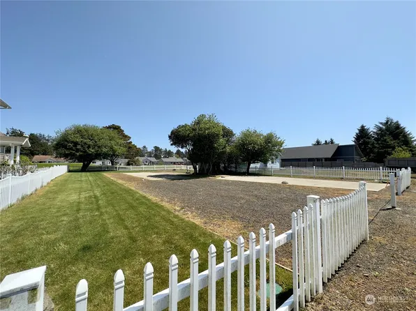 348 Canal Drive NE, Ocean Shores, WA 98569