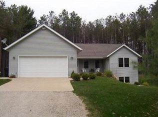 12281 NE Hayseed Dr, Greenville, MI 48838