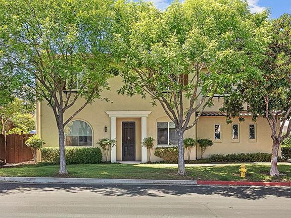 2nd image of 7553 Turnberry Way