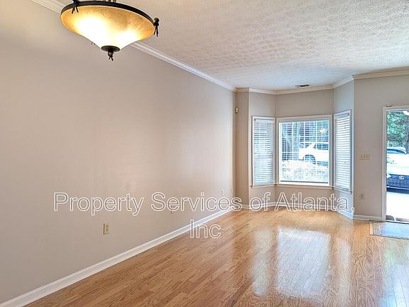 3rd image of 2680 Pine Tree Rd NE APT 3