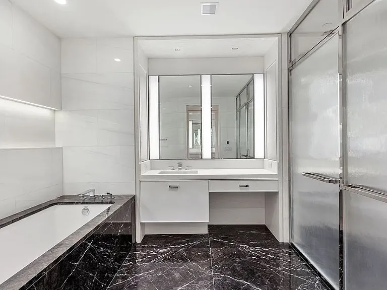 50 W 66th St #6A — Photo 10