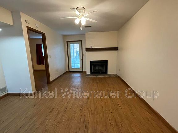 4th image of 43 Pepperwood Ct