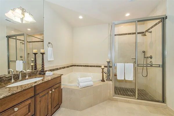 Rented by Keller Williams City Life Realty | media 15