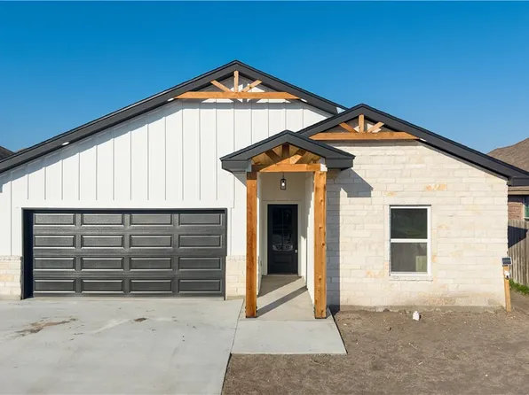 2911 Alice Ln, Kingsville, TX 78363