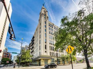 758 N Larrabee St APT 509, Chicago, IL 60654