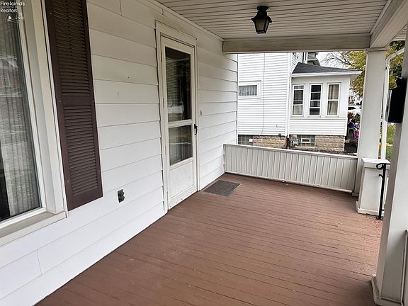 2nd image of 1026 Hazel St