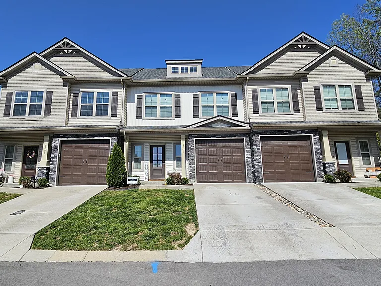 9001 Brixworth Ct — Photo 1
