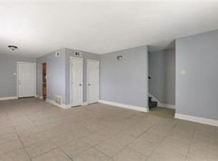 13700 N Nemours St #2, New Orleans, LA 70129