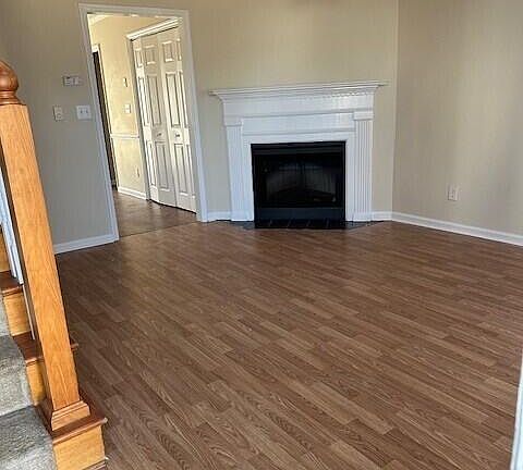2nd image of 3965 Sterling Pointe Dr Unit Ccc2