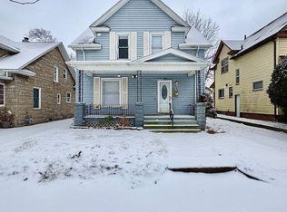 504 E Dubail Ave, South Bend, IN 46613