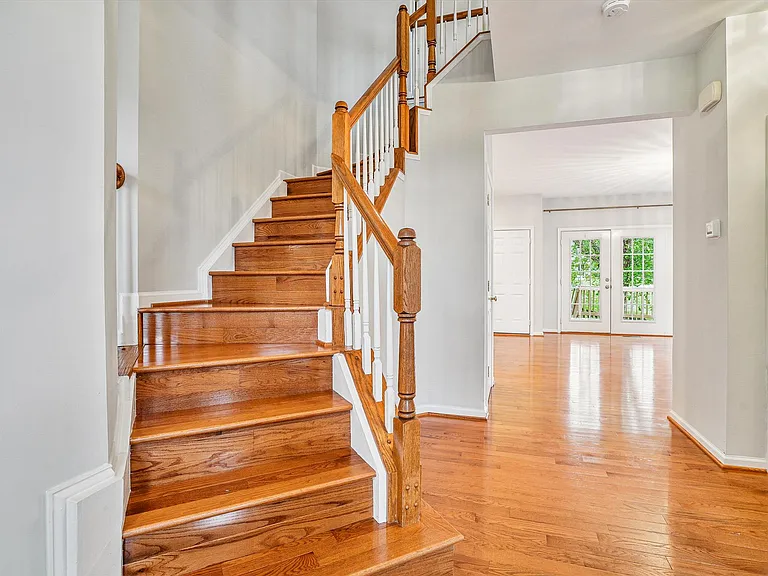 9305 Sumner Lake Blvd — Photo 2