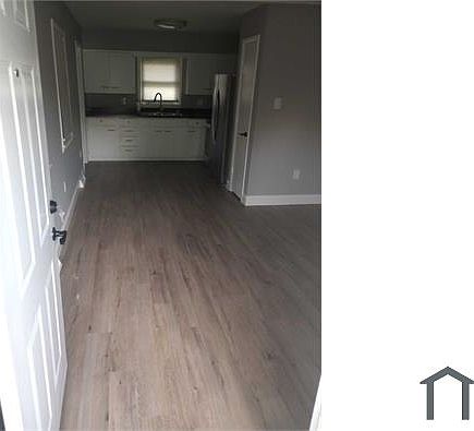 5th image of 1901 Boyd Ln