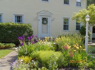 18 Nova Rd, Nashua, NH 03064