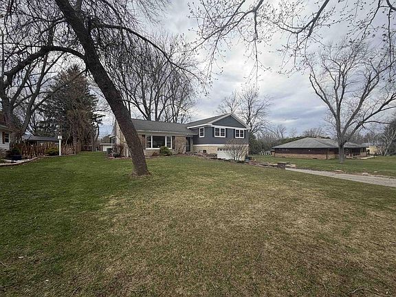 2nd image of 331 Bowman Road