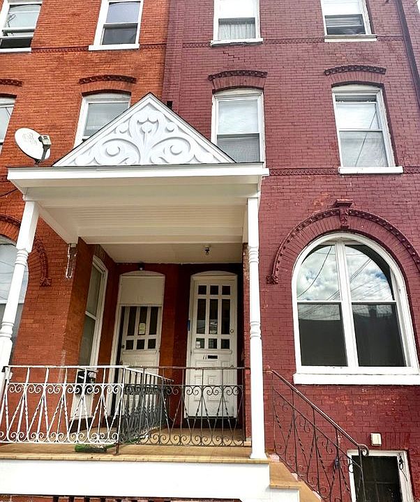 1st image of 11 N Ann St #2