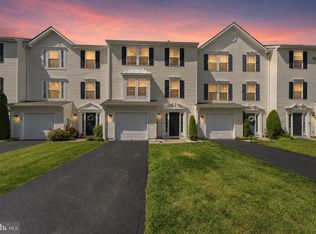 164 S Savanna Dr, Pottstown, PA 19465