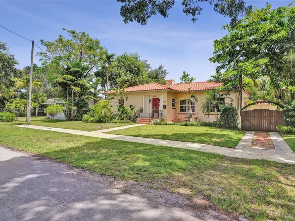 286 NE 107th St, Miami Shores, FL 33161