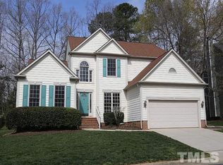 103 Strathburgh Ln, Cary, NC 27518